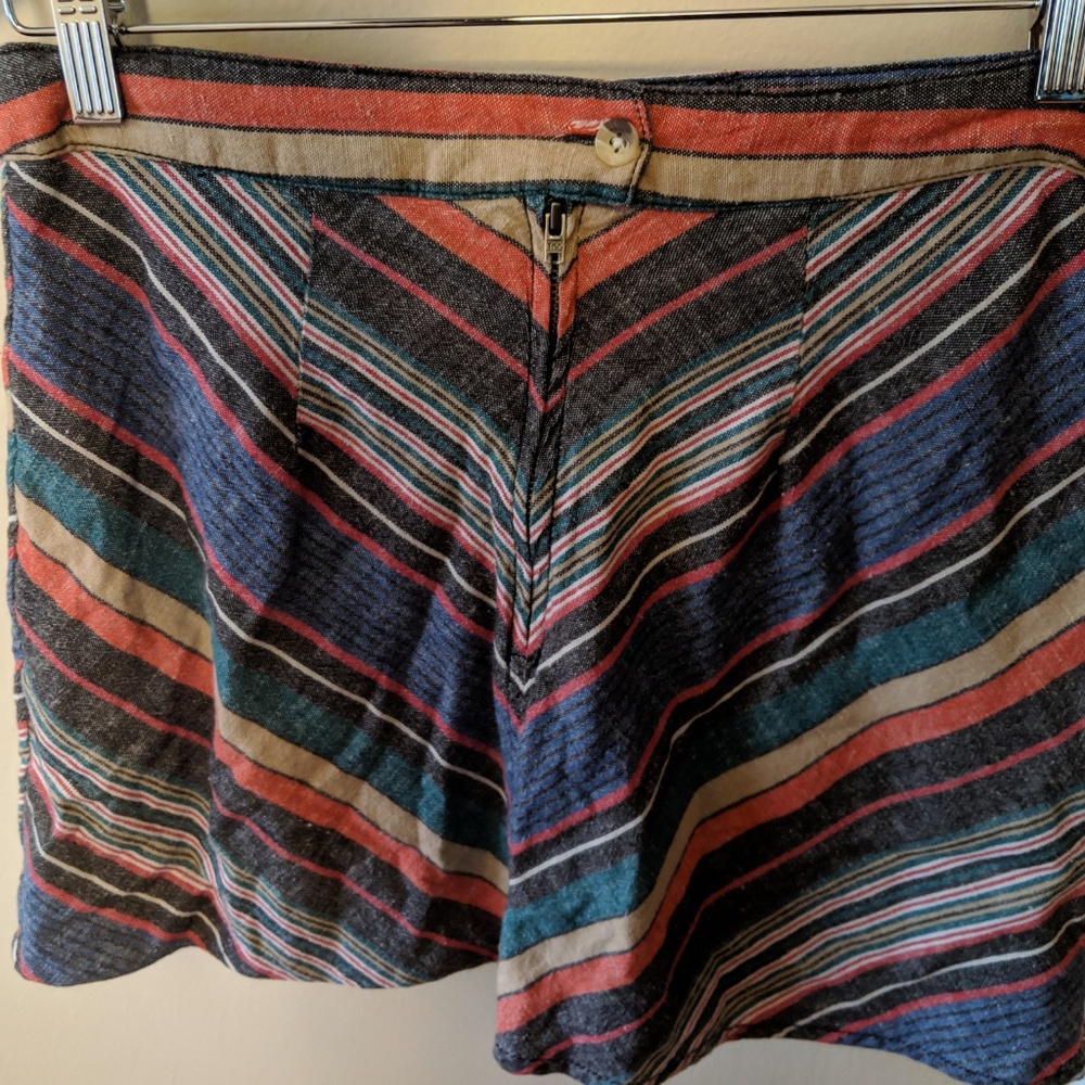 Chevron Printed Skirt - Picture 5 of 5